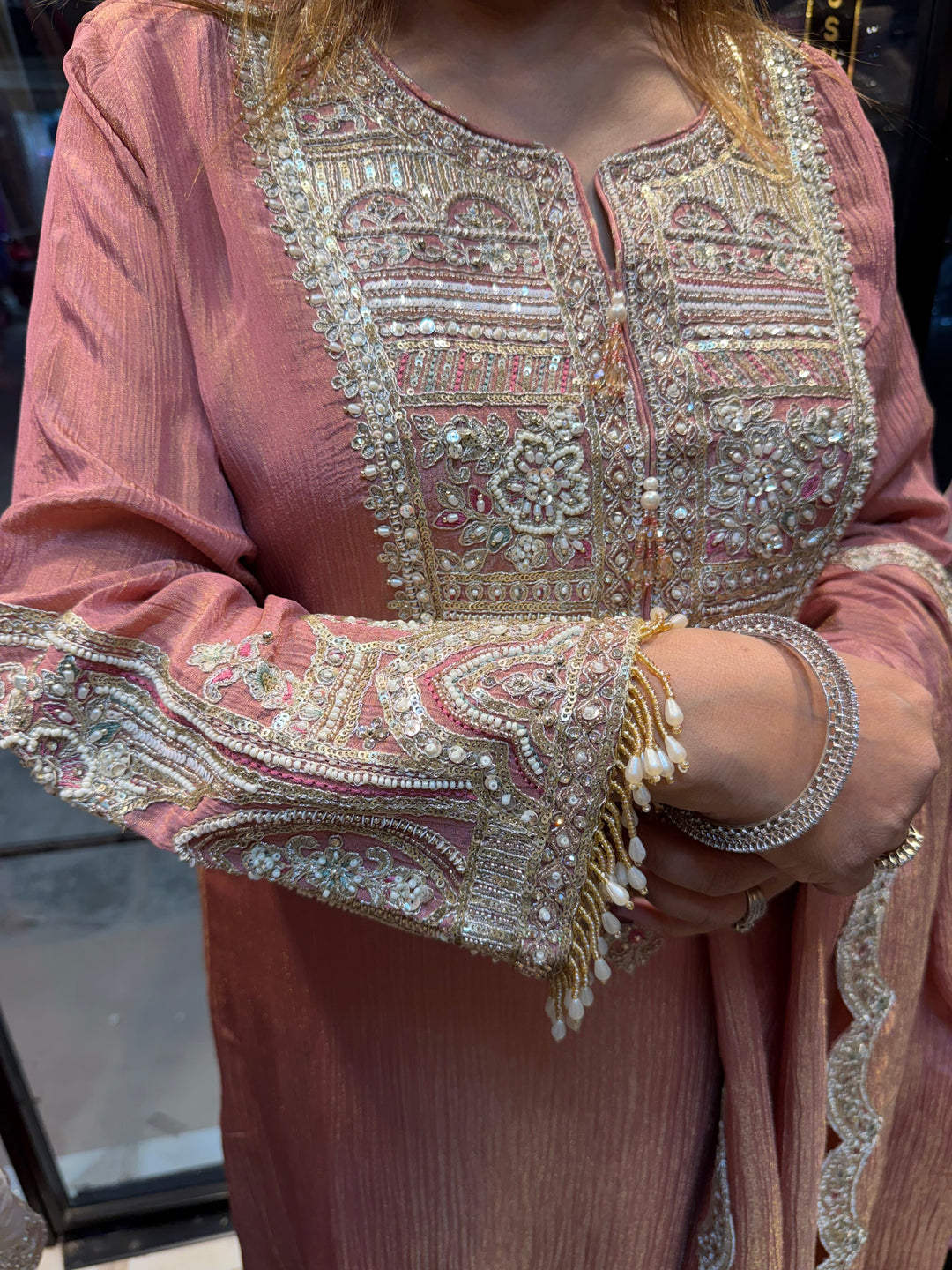Riva – Peach C-Cut Tissue &amp; Banarasi Brocade Set