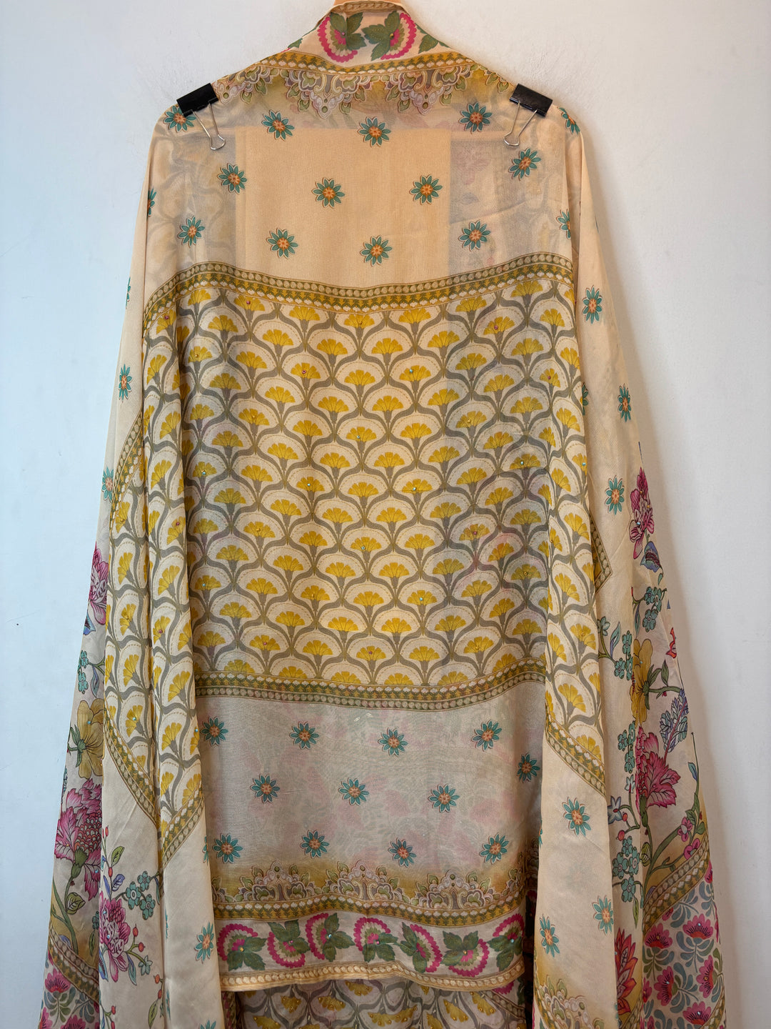 Zeriva – Yellow Tissue Digital Pearl Suit