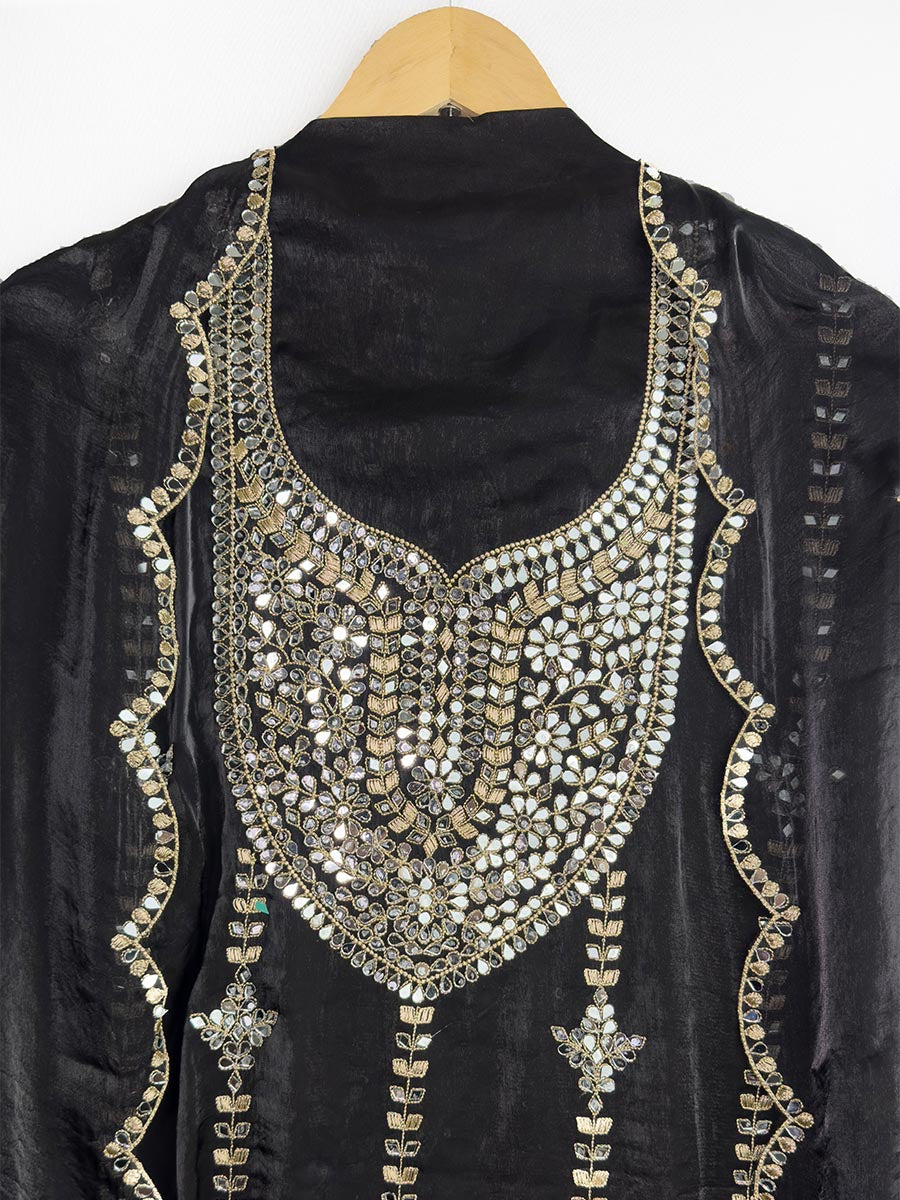 Sitara Noir – Glass Organza Mirror Work Suit