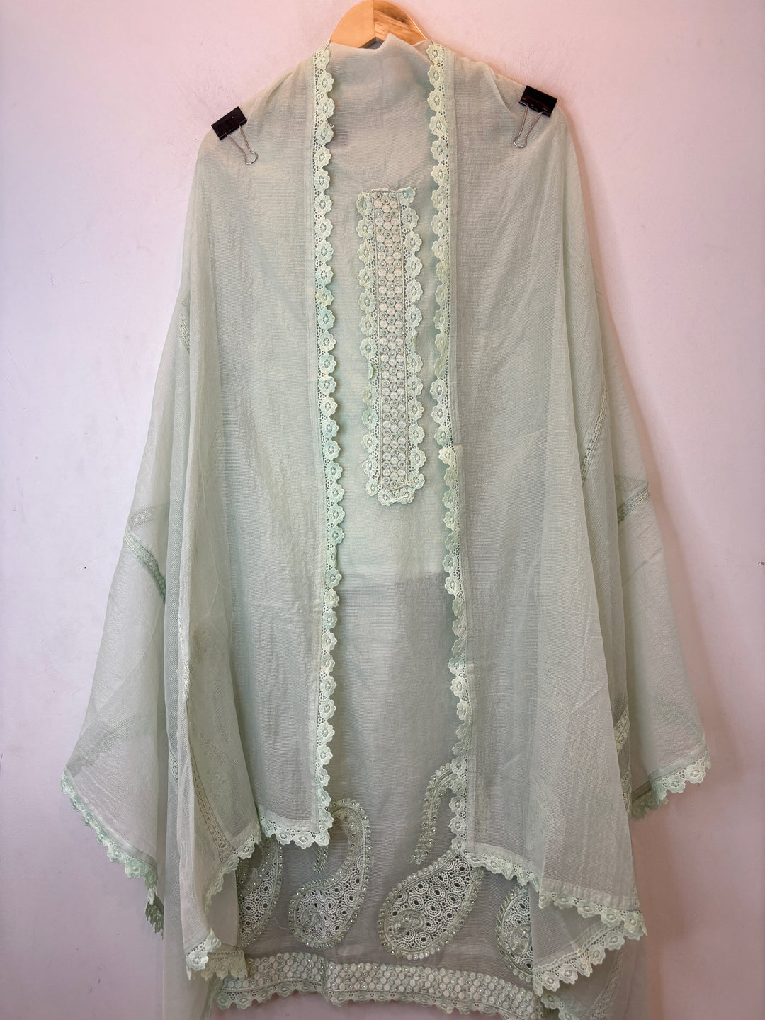 Crovela – Green Kota Crochet Lace Suit