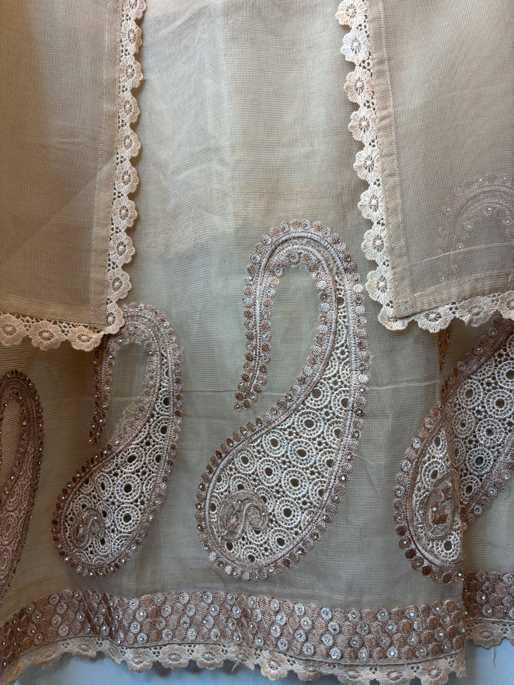 Crovela – Beige Kota Crochet Lace Suit