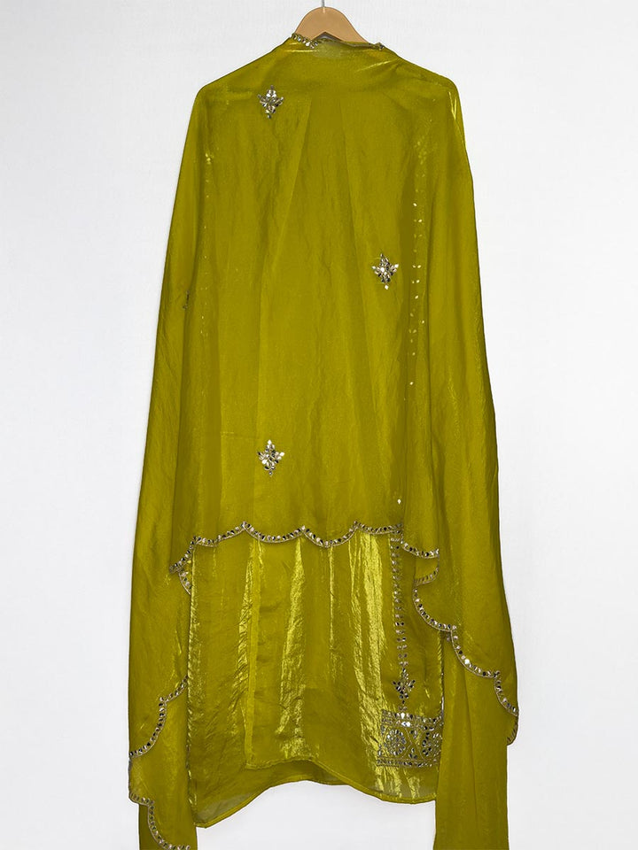 Sitara Sabz – Glass Organza Mirror Work Suit