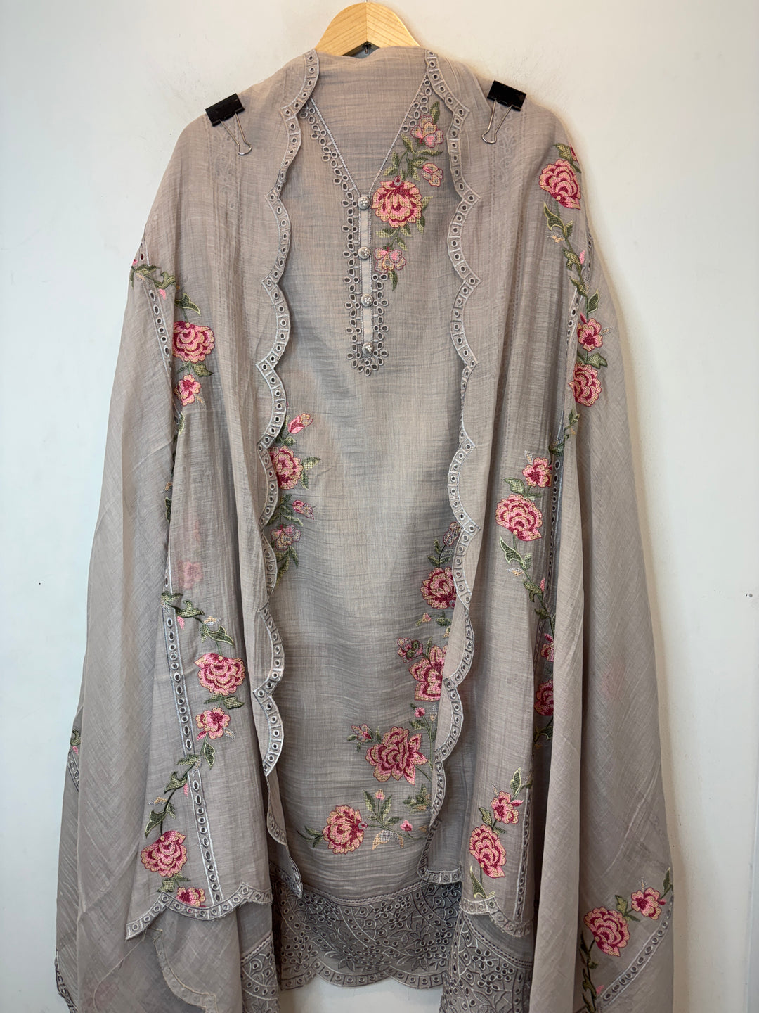 Crovena – Grey Mul Cotton Crochet Suit