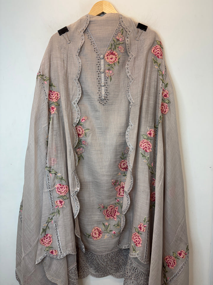 Crovena – Grey Mul Cotton Crochet Suit