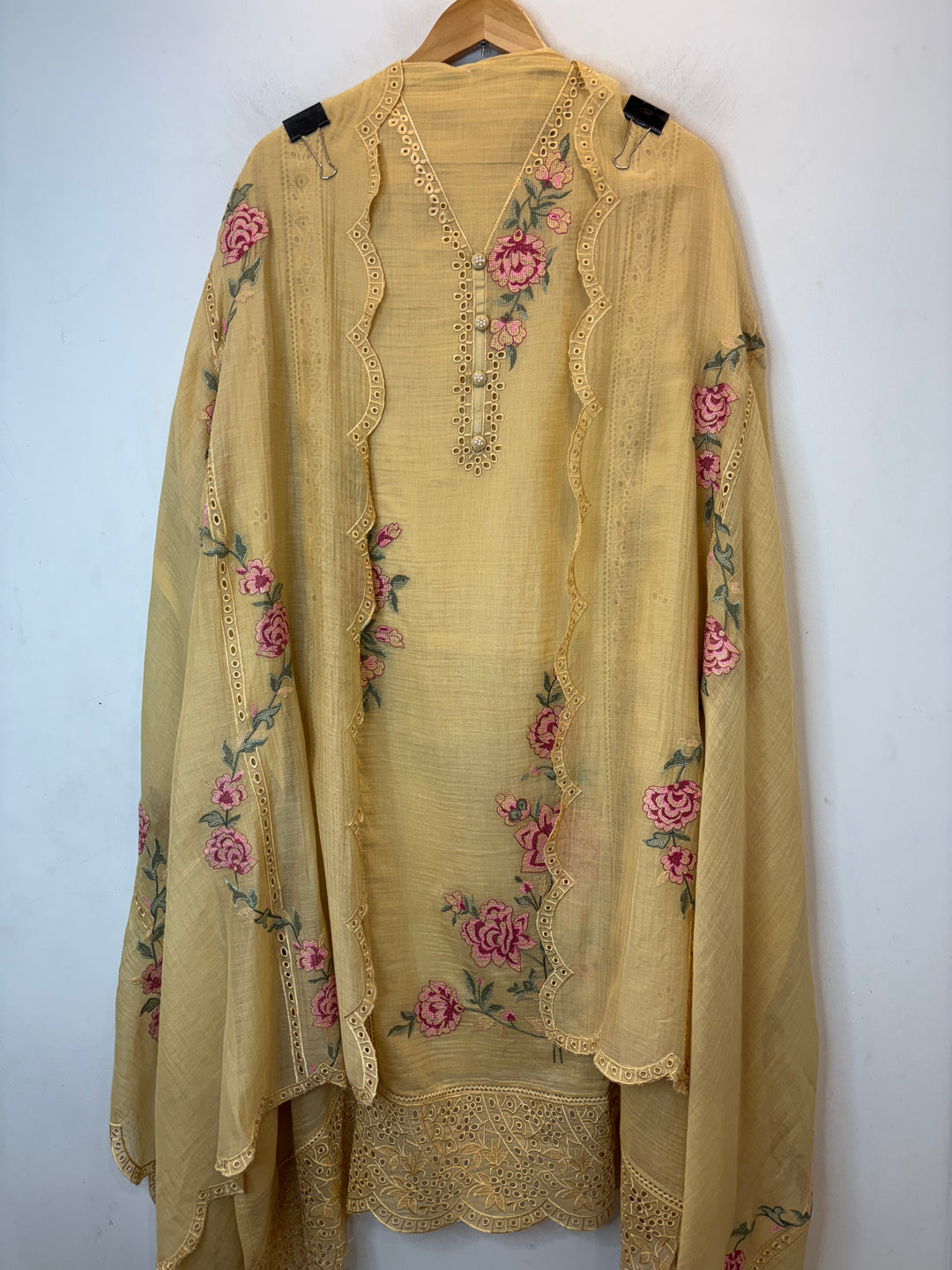 Crovena – Yellow Mul Cotton Crochet Suit