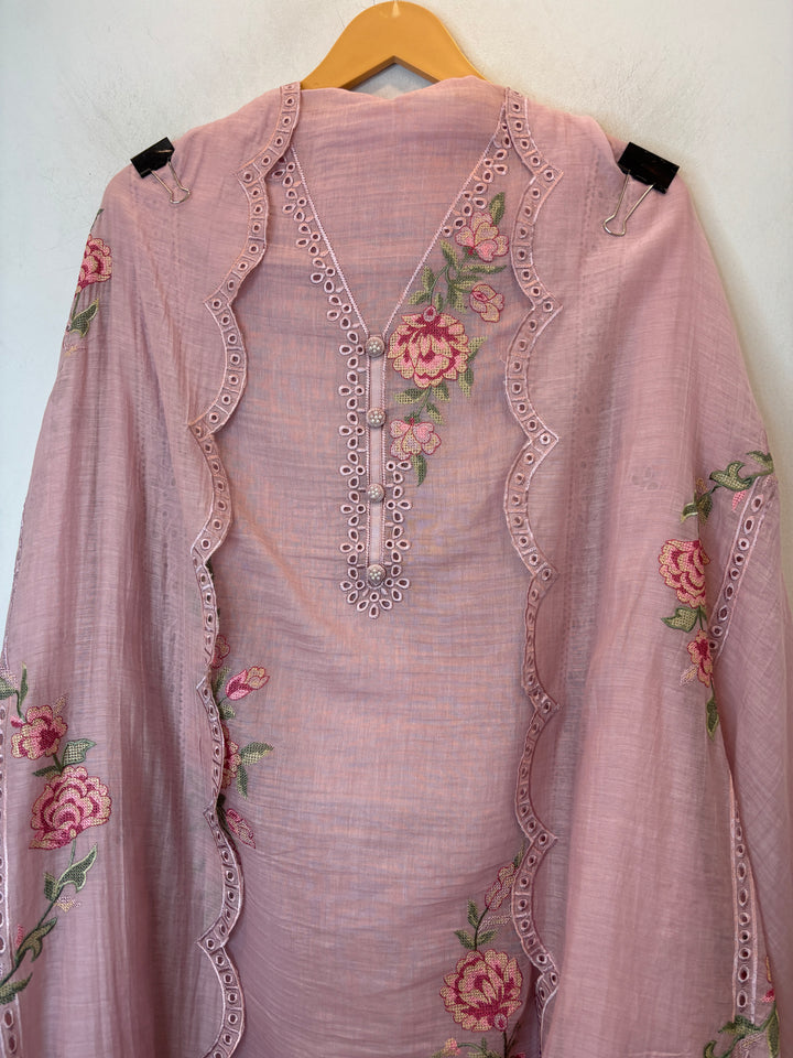 Crovena – Pink Mul Cotton Crochet Suit