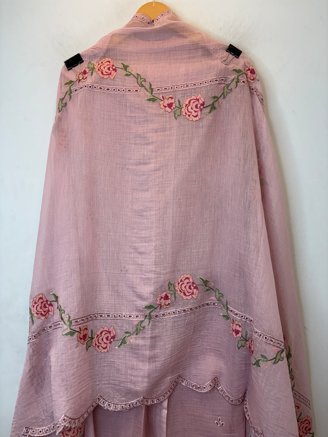 Crovena – Pink Mul Cotton Crochet Suit