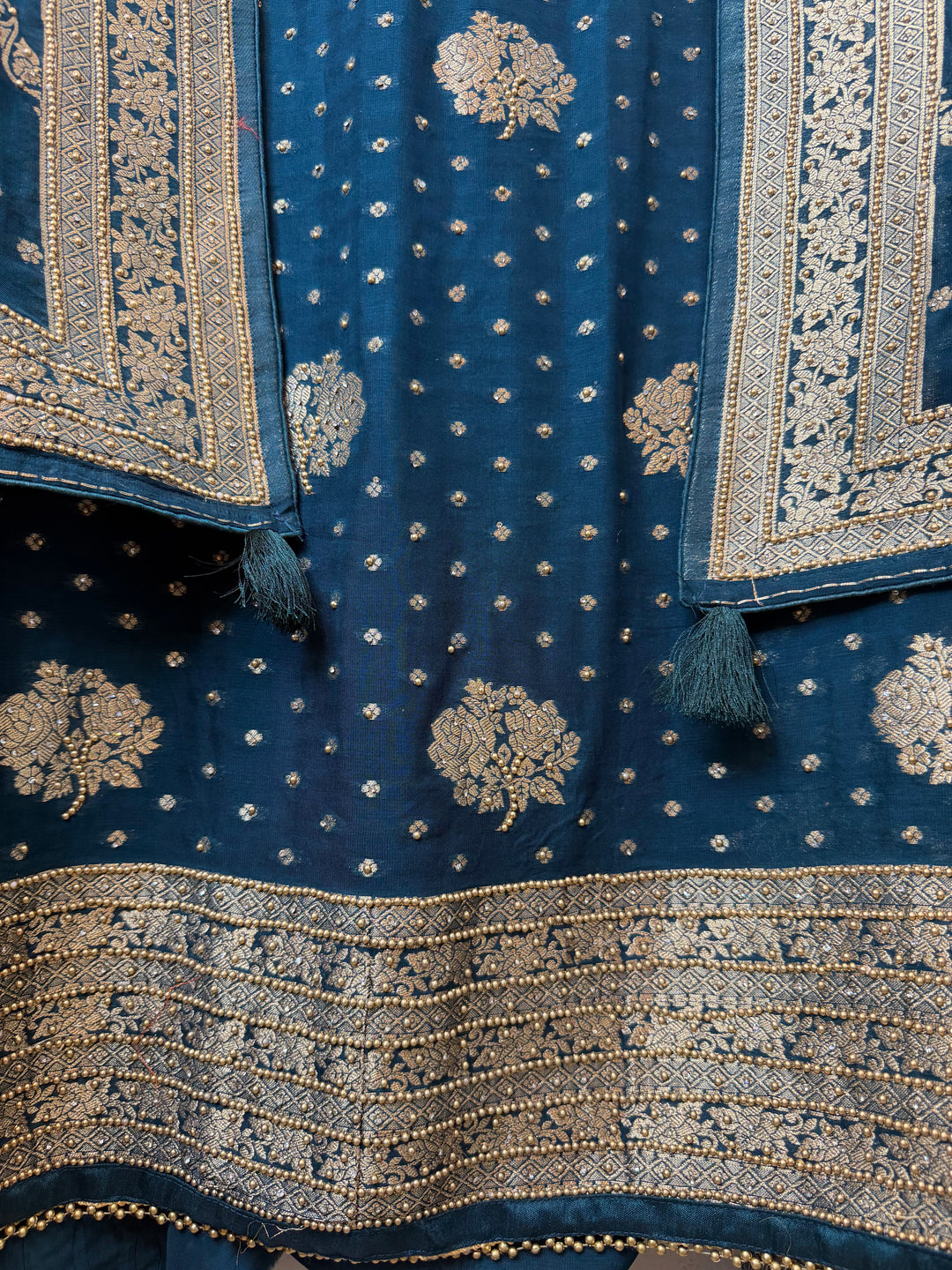 Khadi Georgette Banarasi Weaved Ensemble DBPKM205