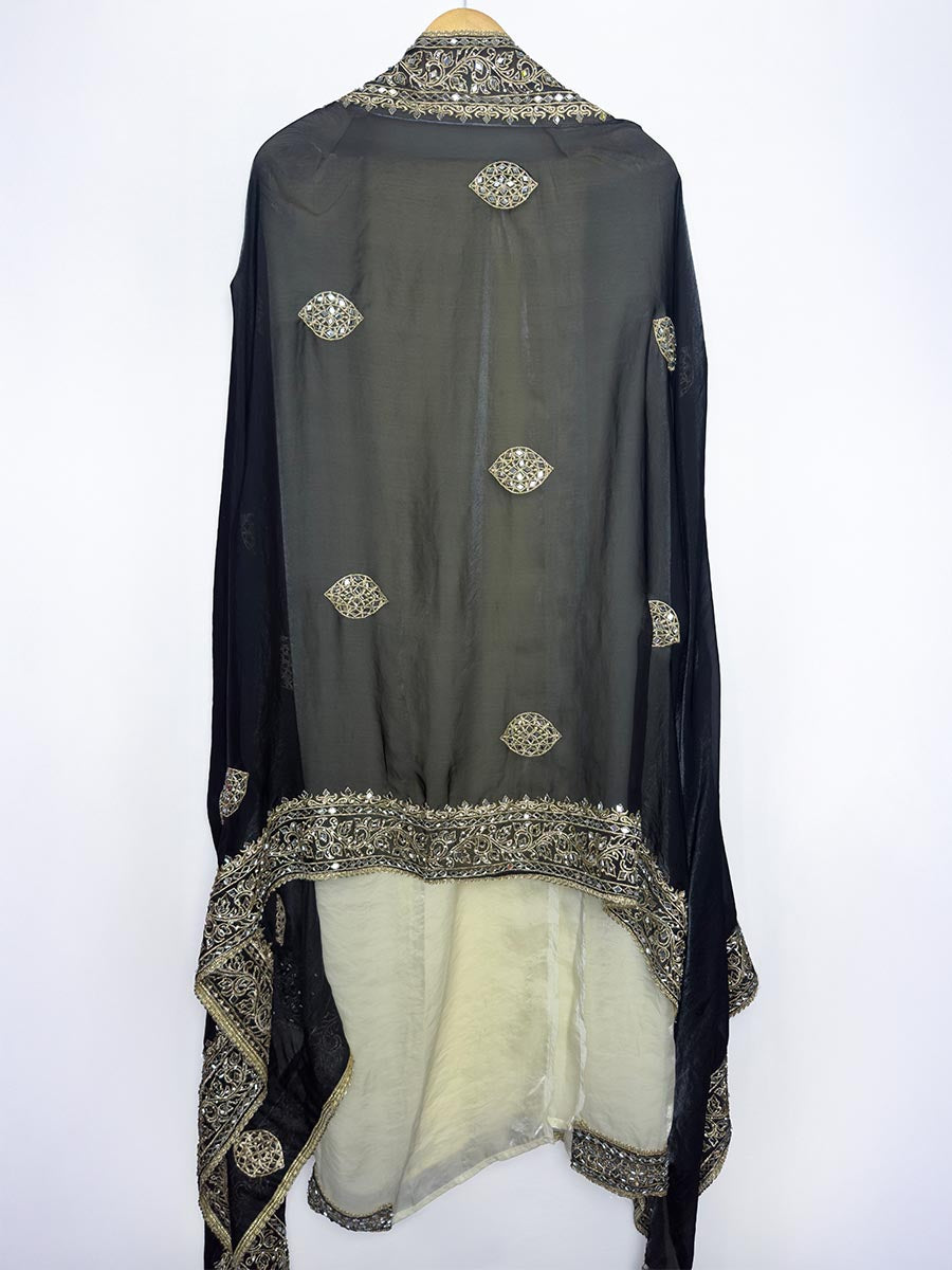 Gulnoor Noir – Glass Organza Zari &amp; Mirror Work Suit