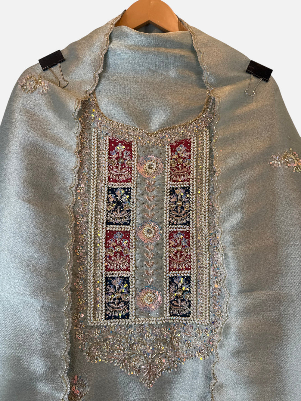 Design by Pakiza Zarmina ensemble in giraffe tissue with intricate pearl, sequin, and dabka handwork on the neckline.