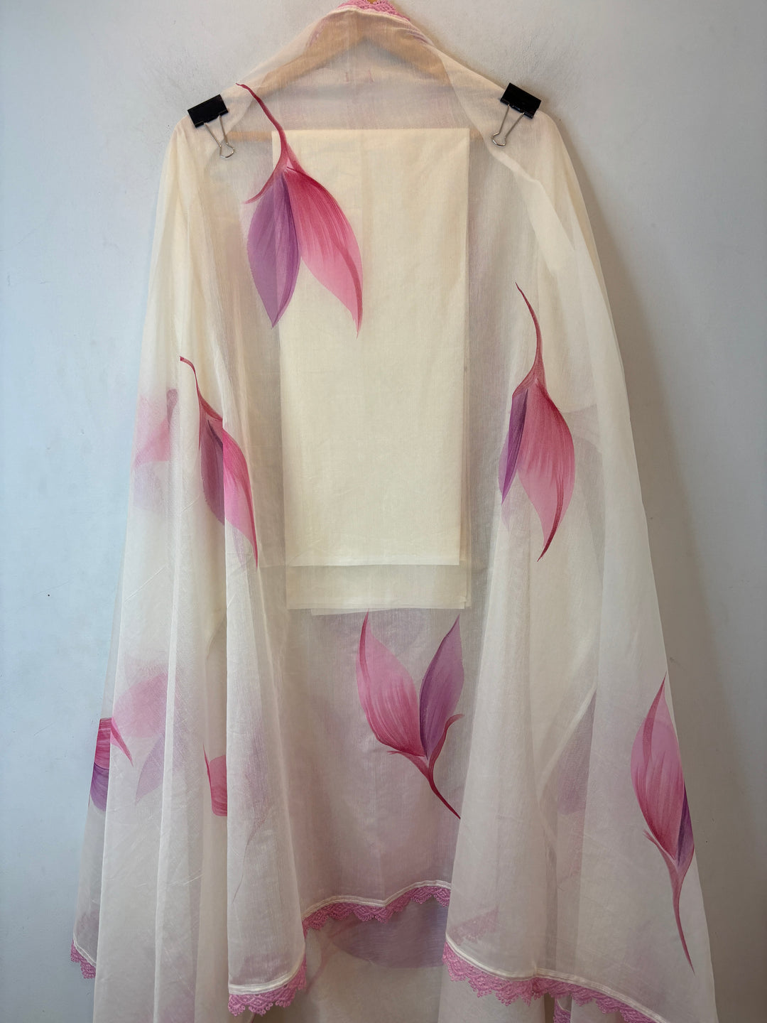 Pink Mul Chanderi Hand-Painted Floral Suit Set