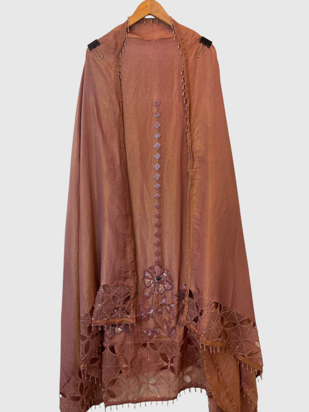 Zehvaya – Peach Shimmer Tissue Handwork Suit