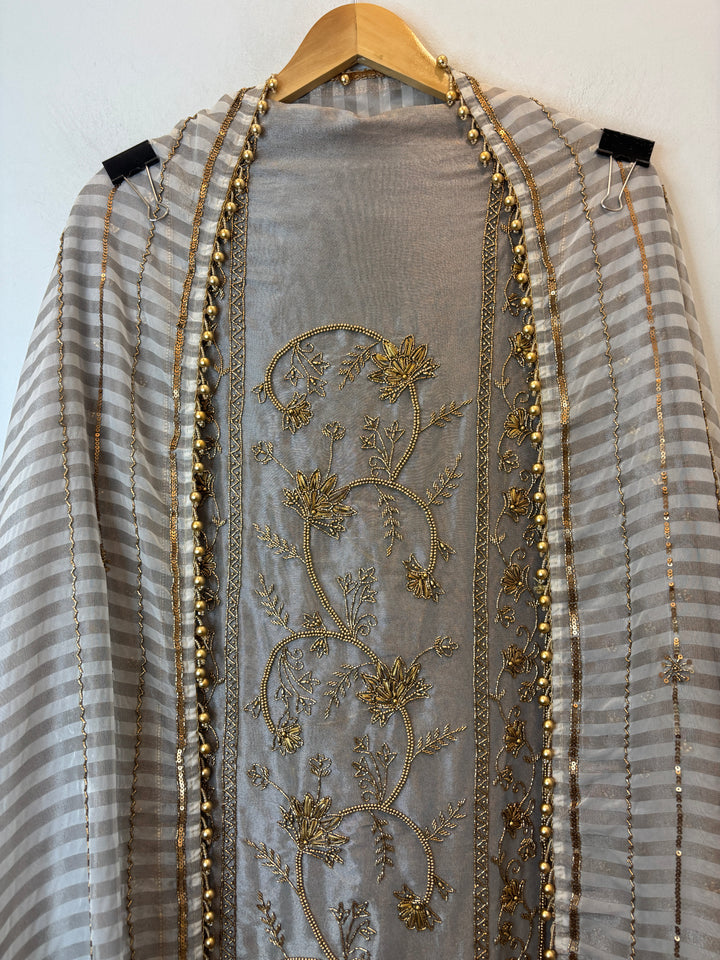 Zarielle – Grey Tissue Antique Gold Suit