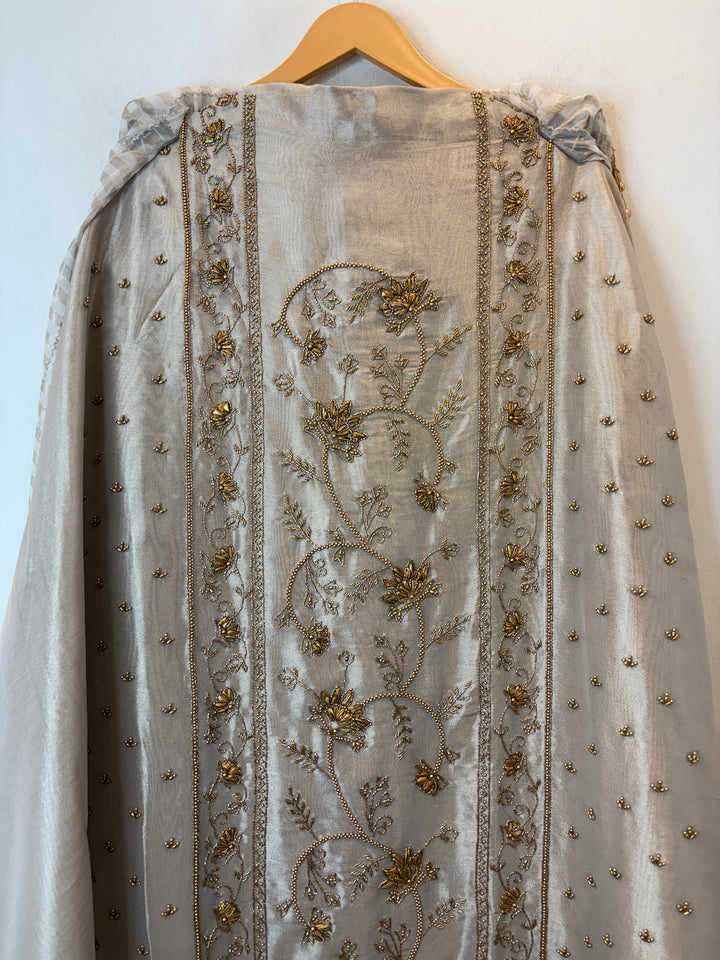 Zarielle – Ivory Tissue Antique Gold Suit