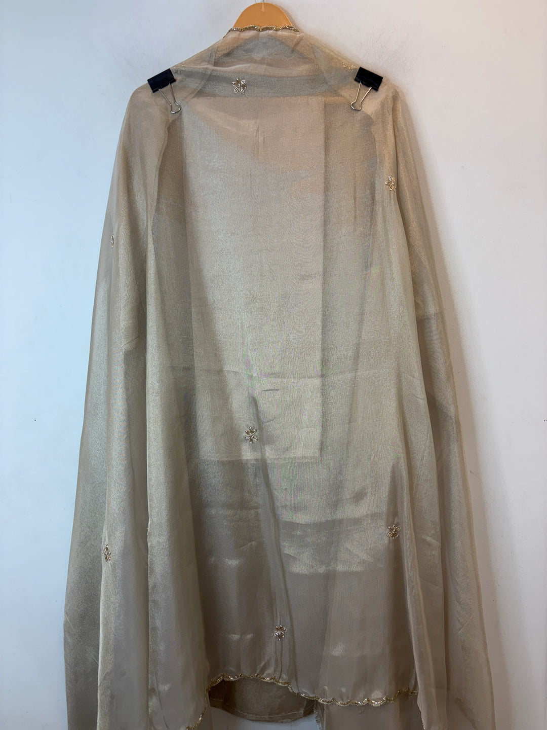 Zehira – Tissue Dabka Pearl Suit