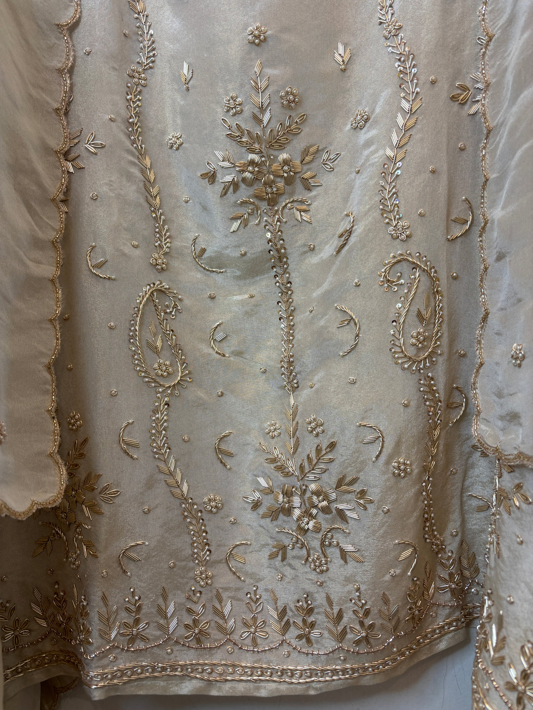 Zehira – Ivory Tissue Dabka Pearl Suit