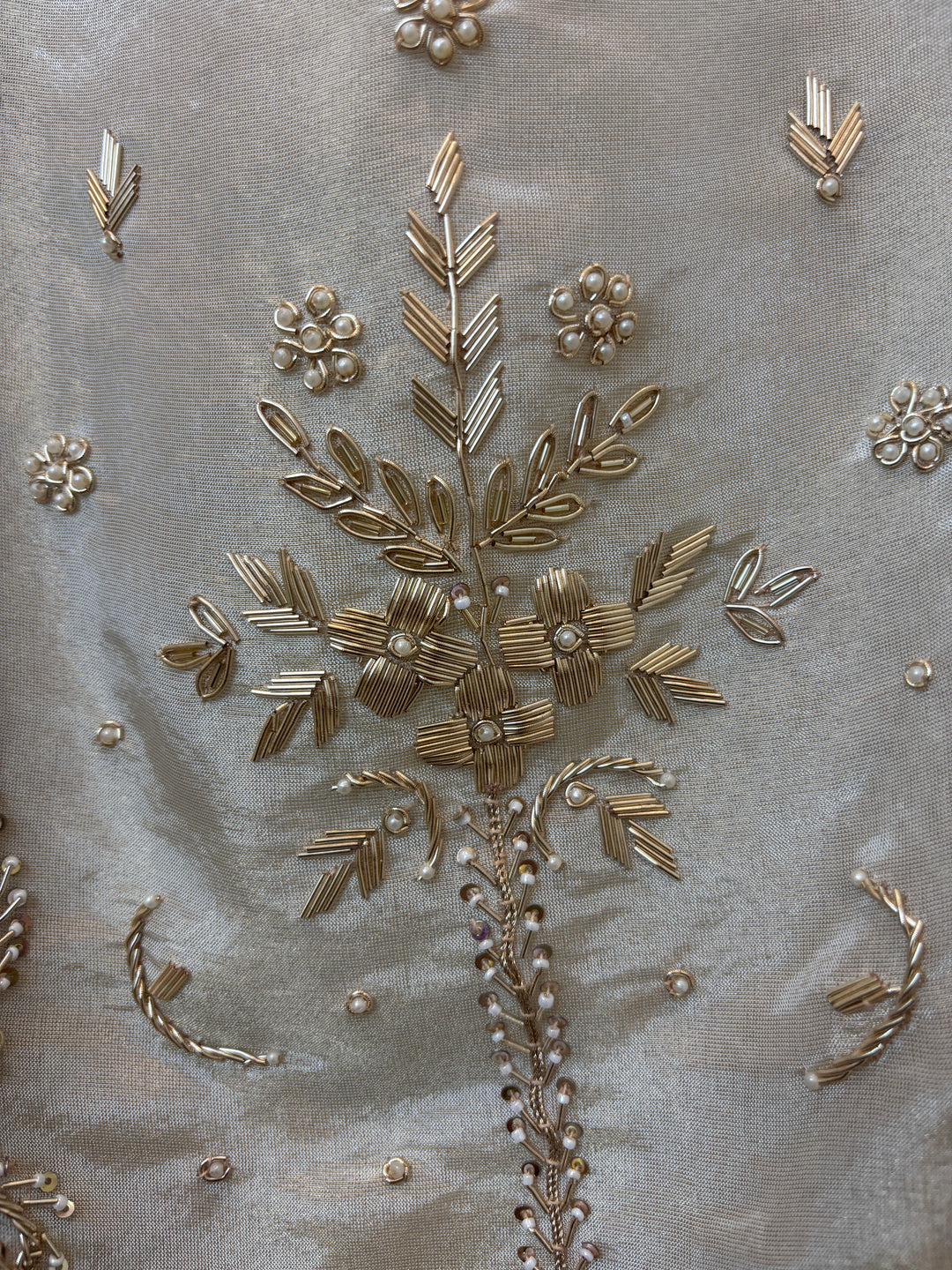 Zehira – Ivory Tissue Dabka Pearl Suit