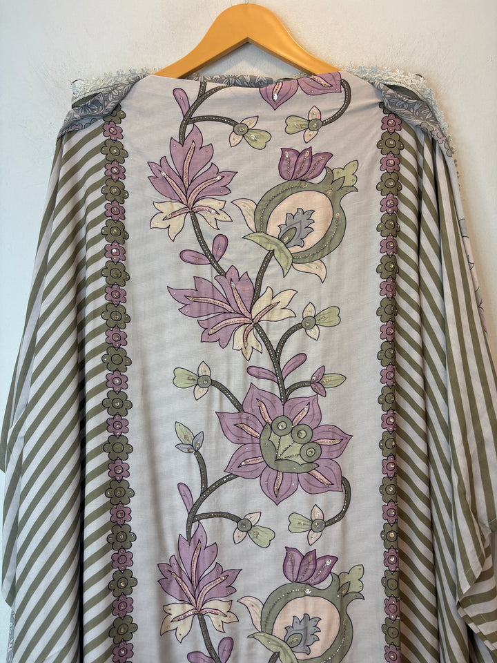 Zivara – Green Muslin Printed Handwork Suit