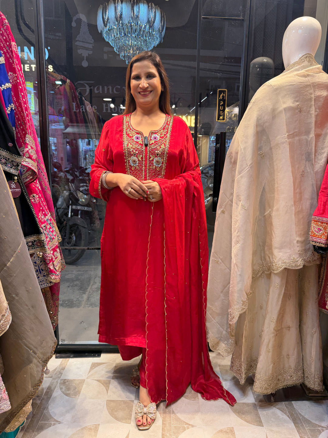 Elara – Silk Dabka &amp; Cut Dana Embroidered Suit DBPSHIM01