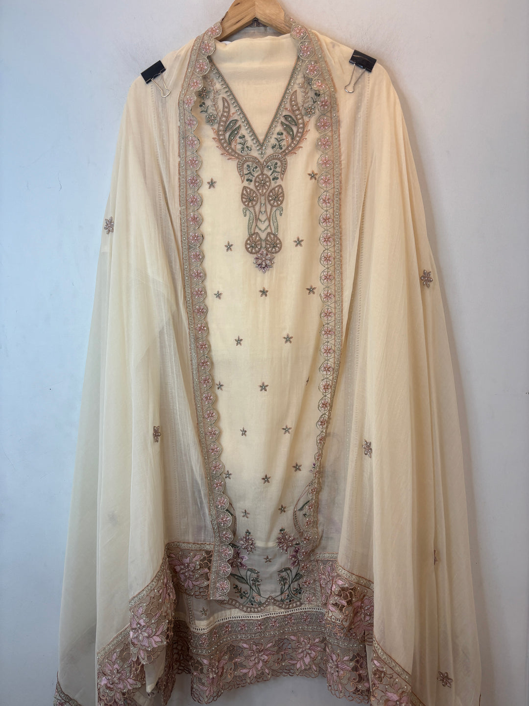 Lilac Mul Cotton 3D Floral Embroidered Suit Set