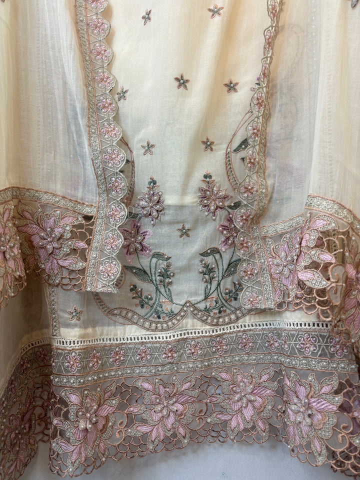 Lilac Mul Cotton 3D Floral Embroidered Suit Set