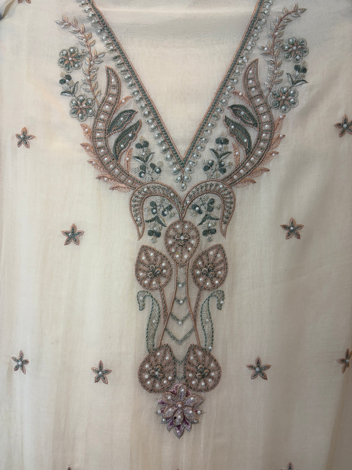 Lilac Mul Cotton 3D Floral Embroidered Suit Set