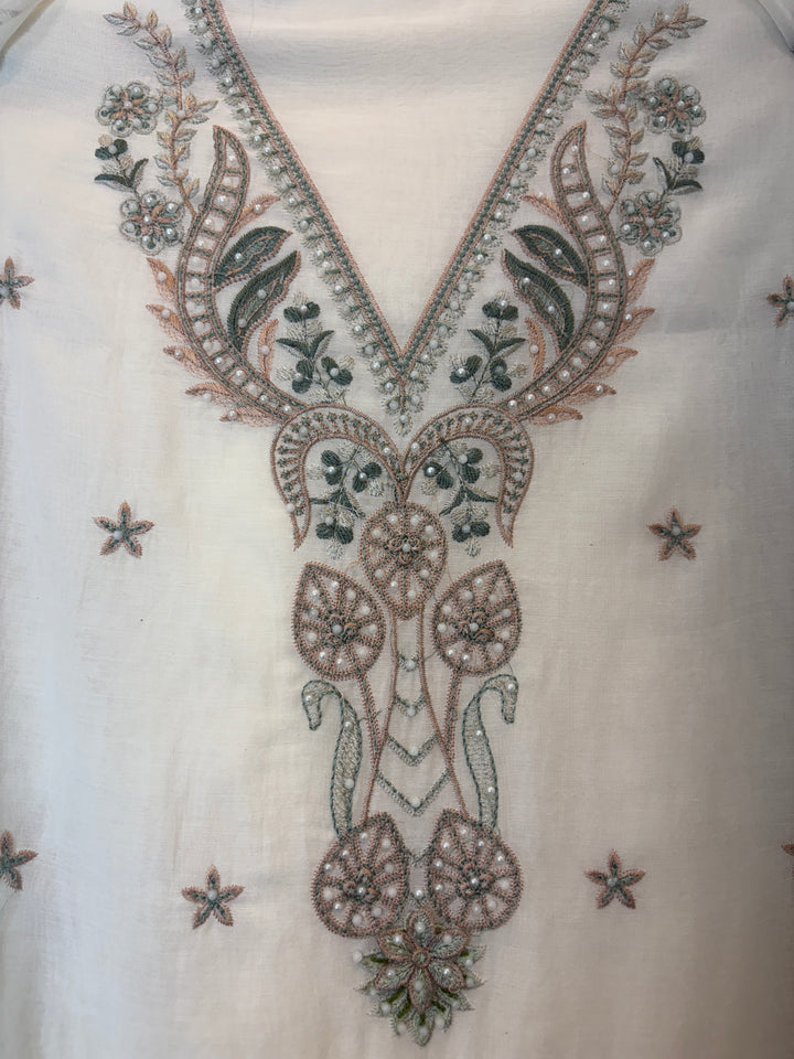Green Mul Cotton 3D Floral Embroidered Suit Set