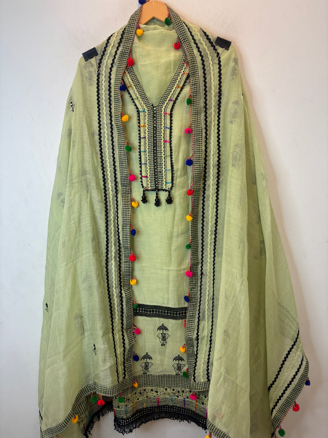 Green Mul Cotton Jute &amp; Mirror Work Suit Set