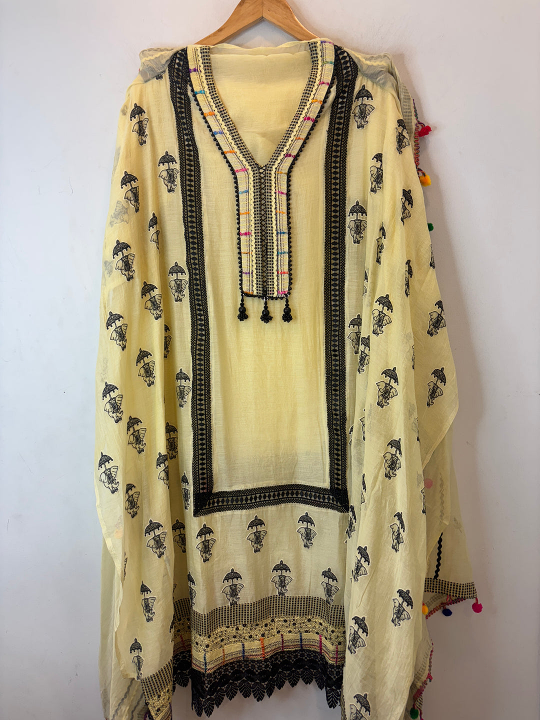 Yellow Mul Cotton Jute &amp; Mirror Work Suit Set