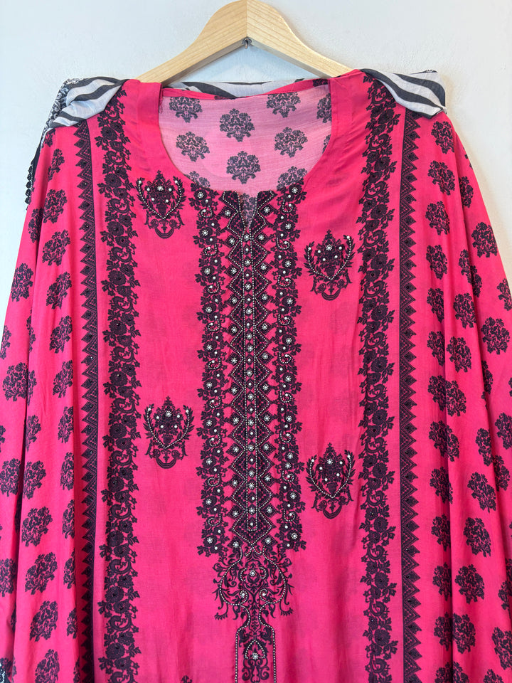 Pink Muslin Printed Suit Set with Metallic &amp; Pearl Work