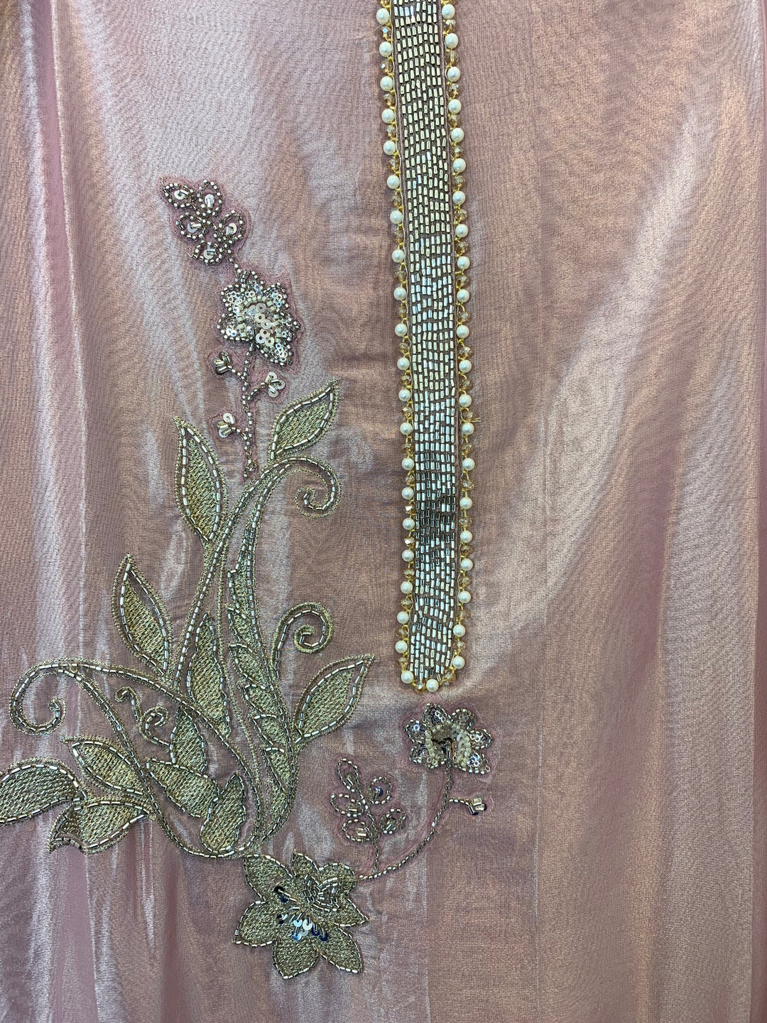 Zariya – Tissue Ambi Handwork Suit