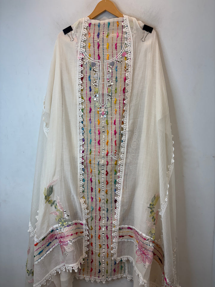 White Mul Cotton Mirror Work Suit Set with Jute &amp; Thread Embroidery