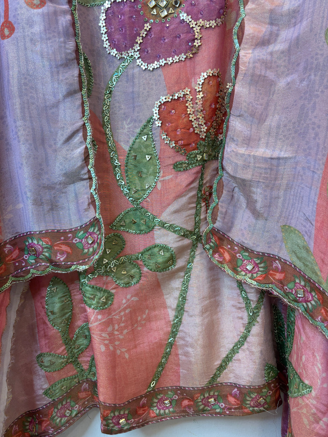 Tissue Embellished Suit Set with Kundan &amp; Leather Patch Work
