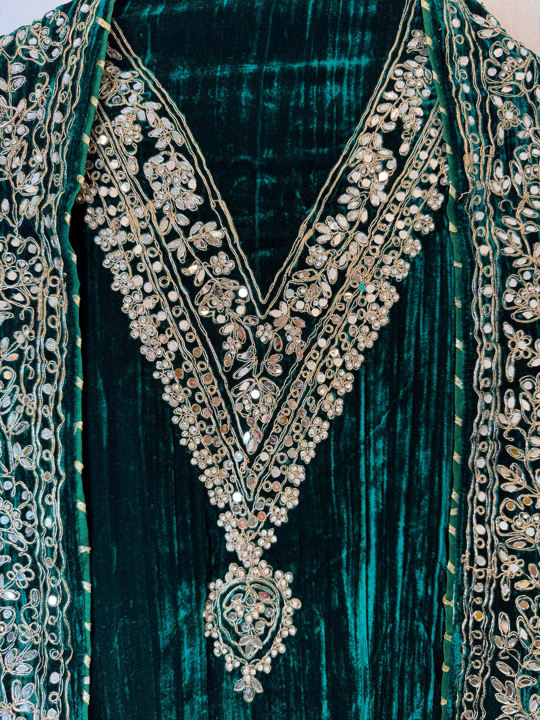 Reha – Crushed Velvet Mirror Work Suit