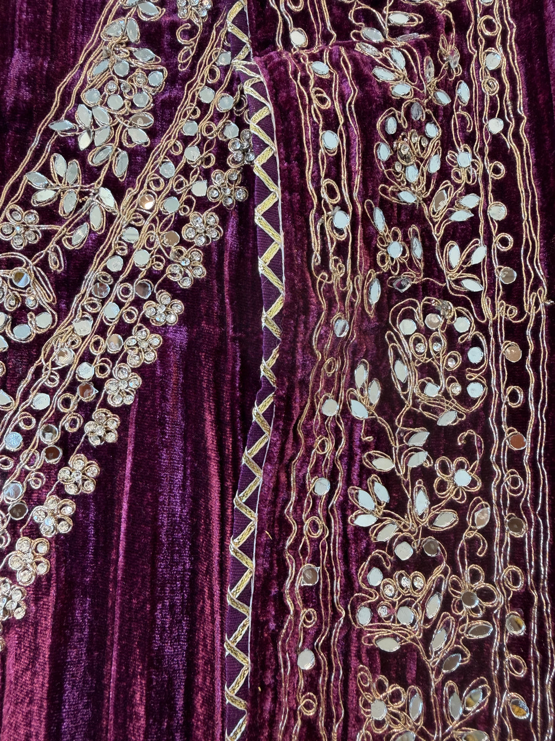 Reha – Crushed Velvet Mirror Work Suit