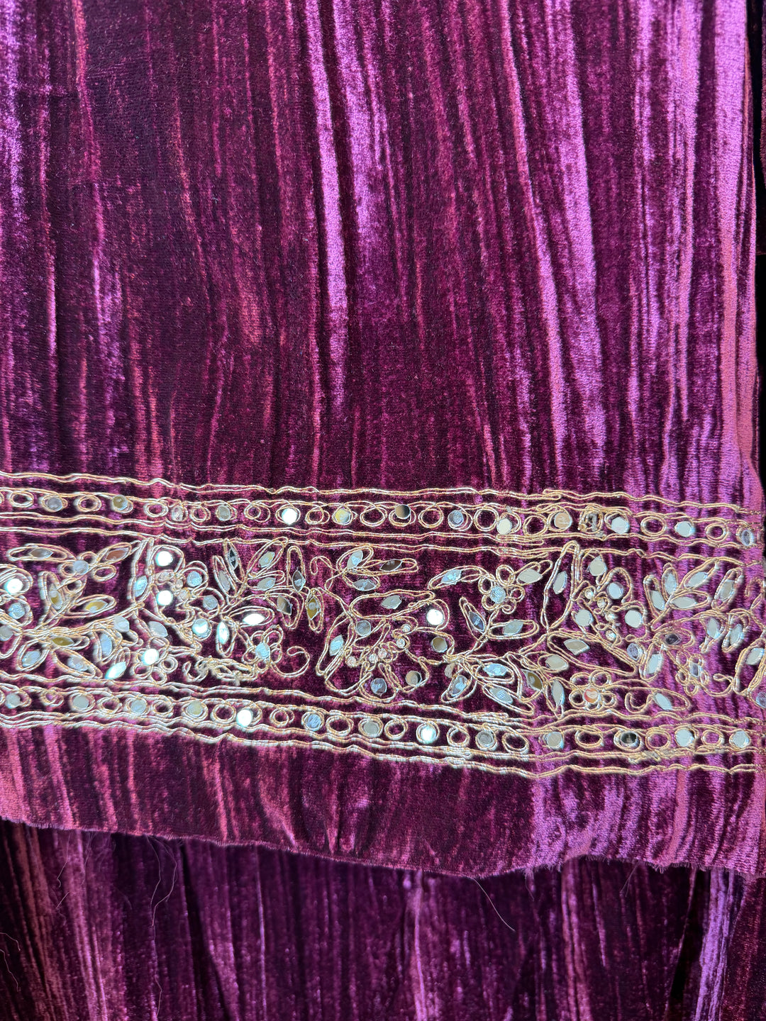 Reha – Crushed Velvet Mirror Work Suit