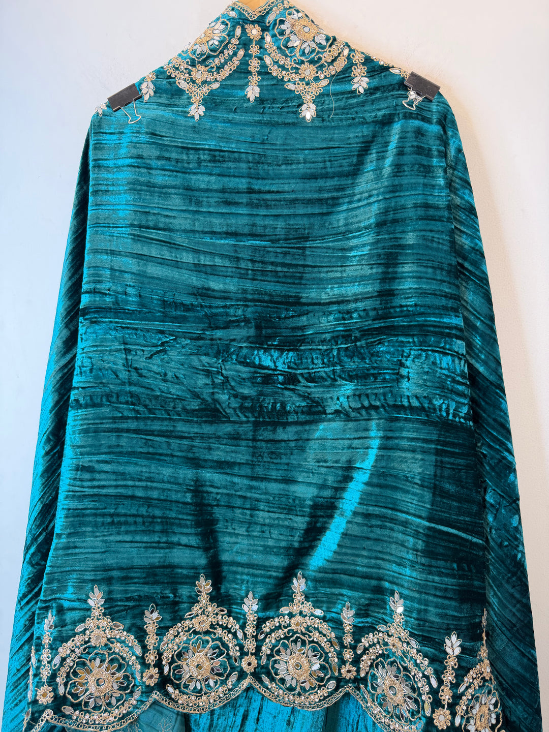 Ranjha- Crushed Velvet Unstitched