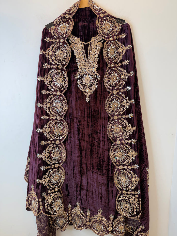 Ranjha- Crushed Velvet Unstitched
