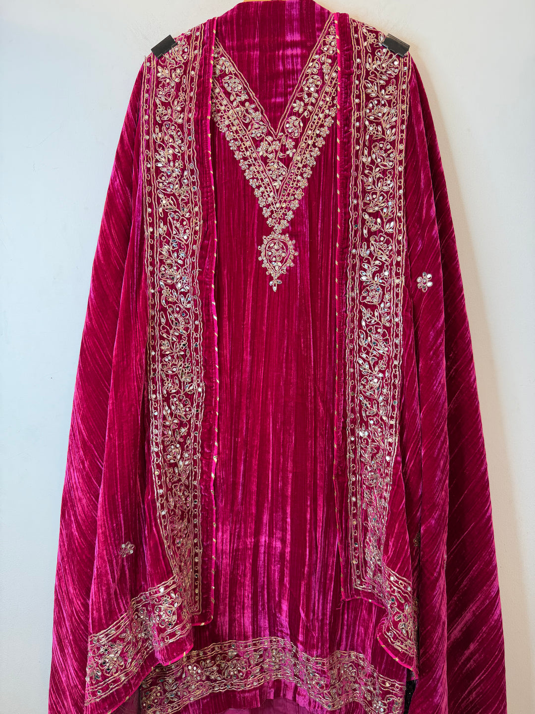 Reha – Crushed Velvet Mirror Work Suit