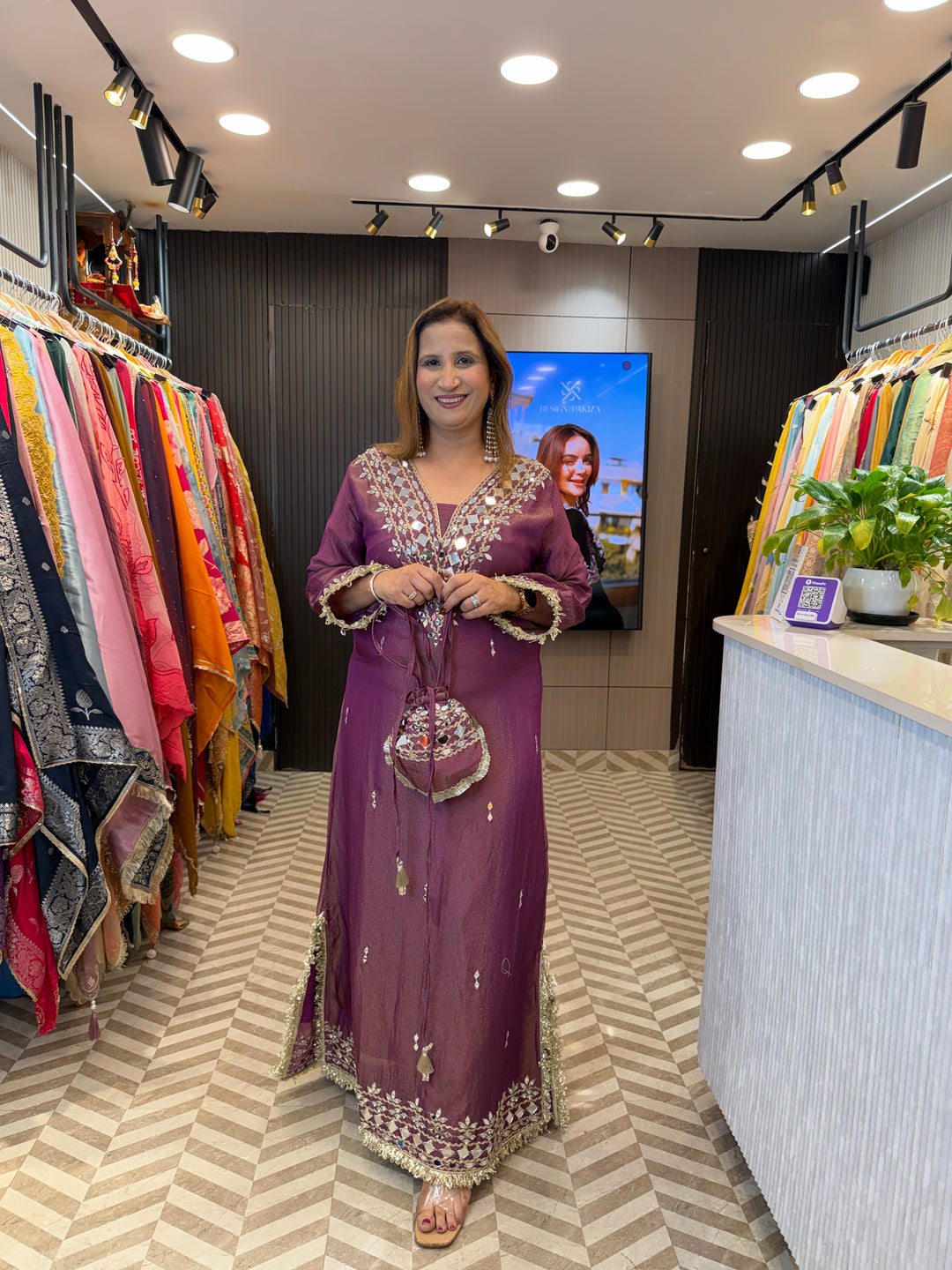 Naira – Tissue Shimmer Mirror Work Kurta