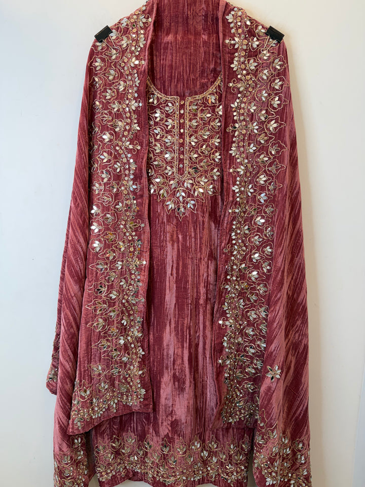 Zehna – Crushed Velvet Mirror Work Suit