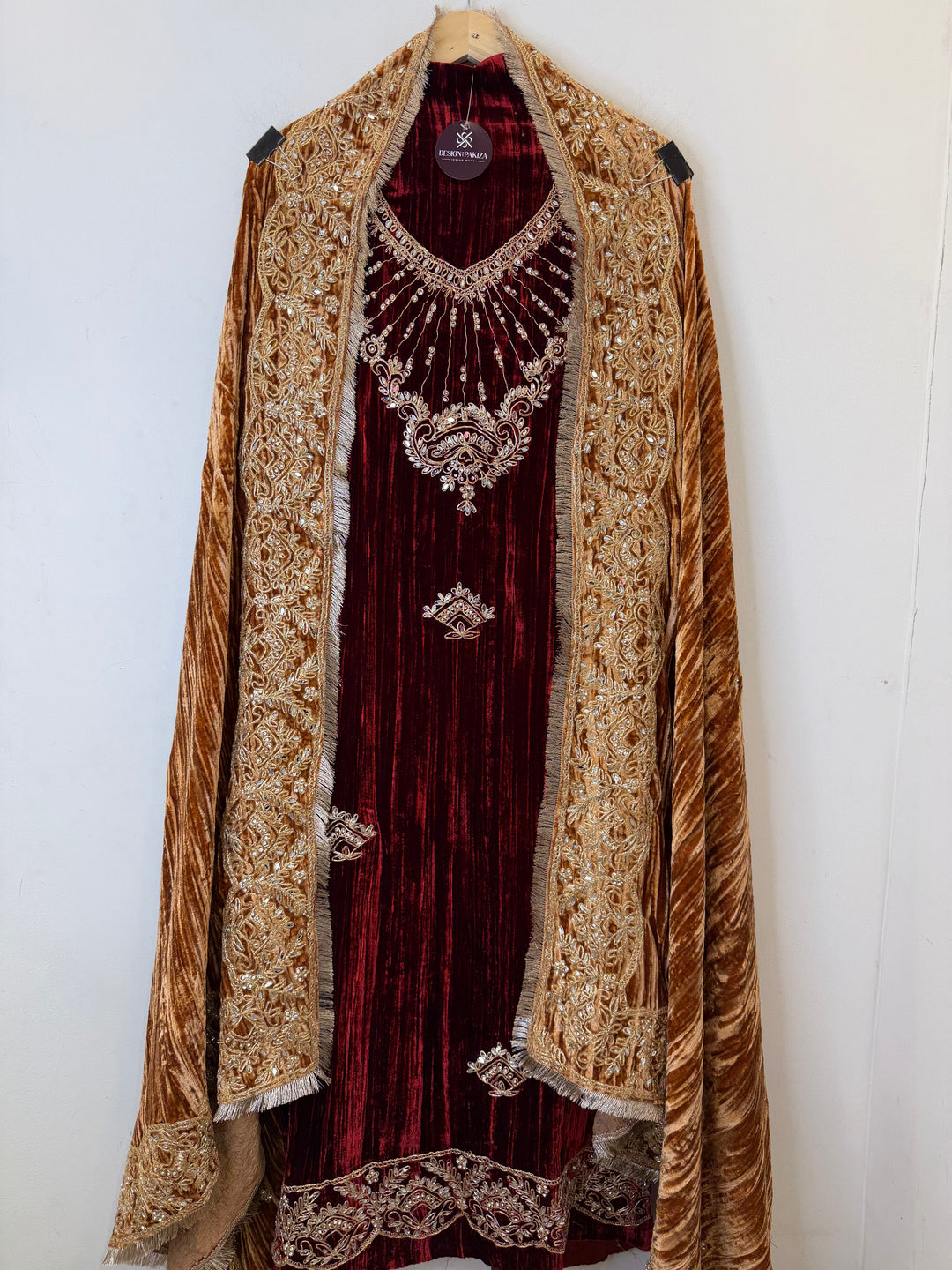 Heer – Crushed Velvet Mirror Work Suit
