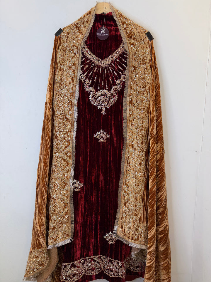 Heer – Crushed Velvet Mirror Work Suit