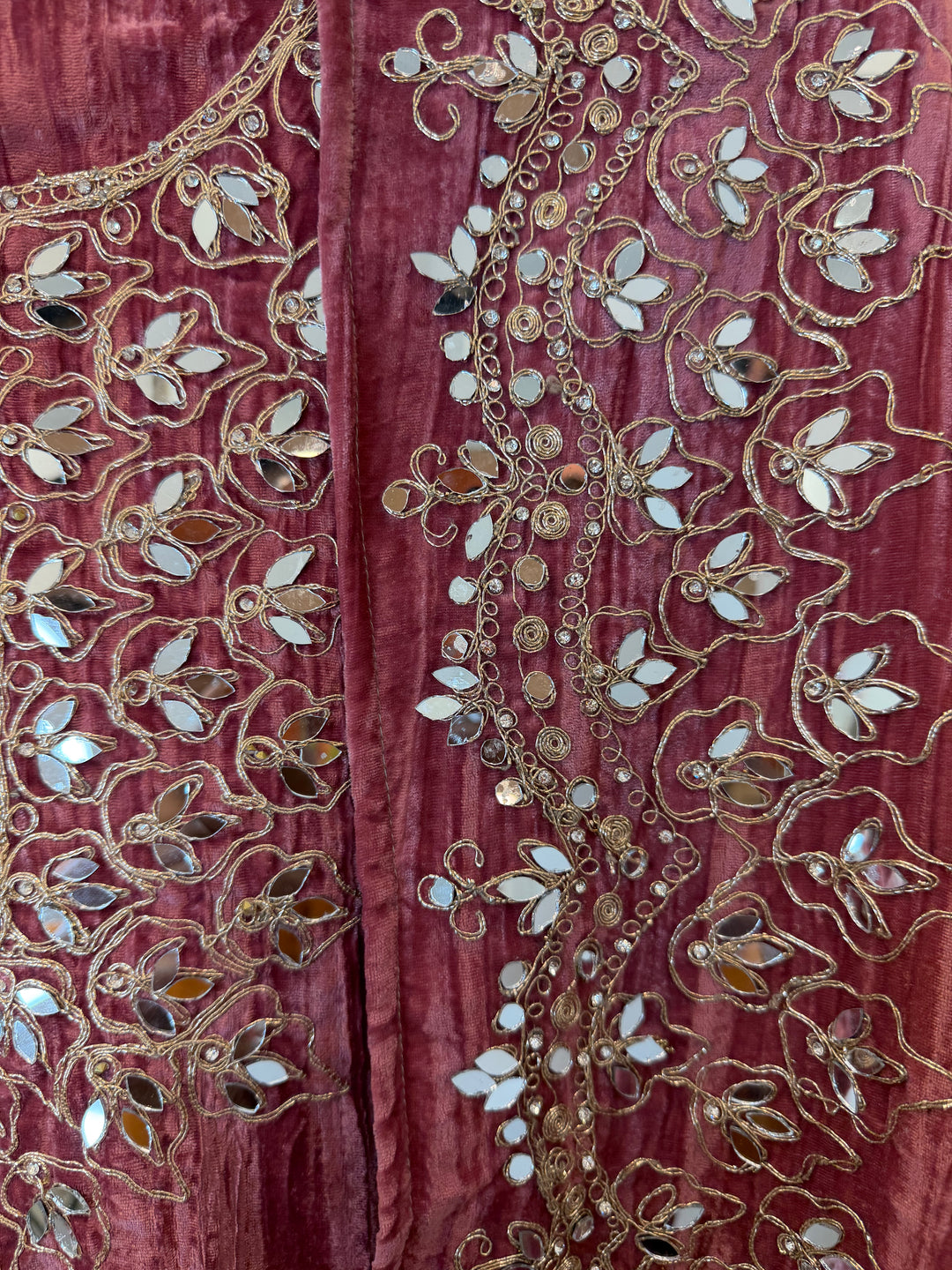 Zehna – Crushed Velvet Mirror Work Suit