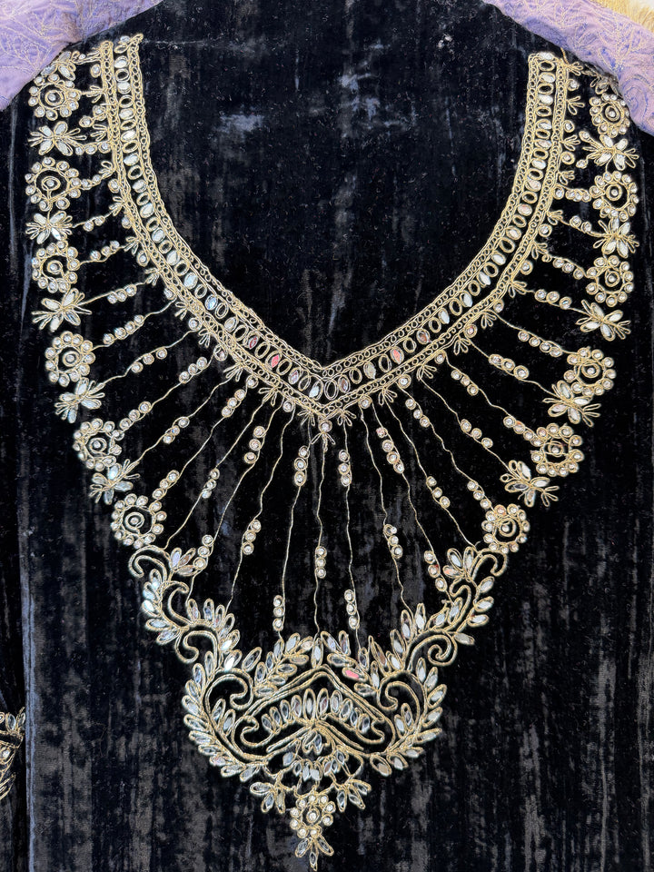 Aainah – Velvet Glow Mirror Work Ensemble