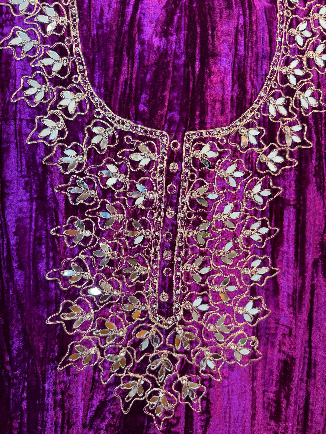 Zehna – Crushed Velvet Mirror Work Suit