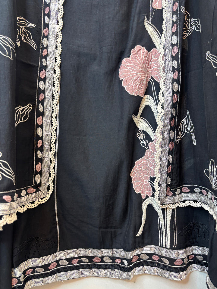 Pink Mul Cotton Embroidered Suit Set with Appliqué &amp; Tassel Detailing