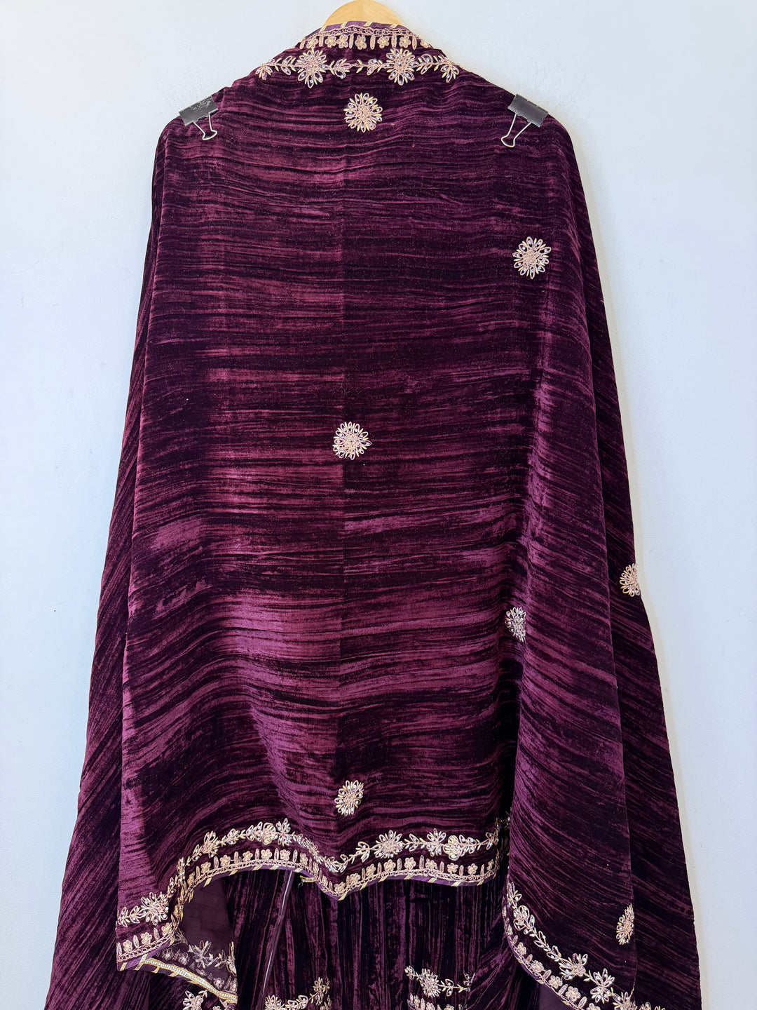 Zariya – Velvet Glow Mirror Work Ensemble
