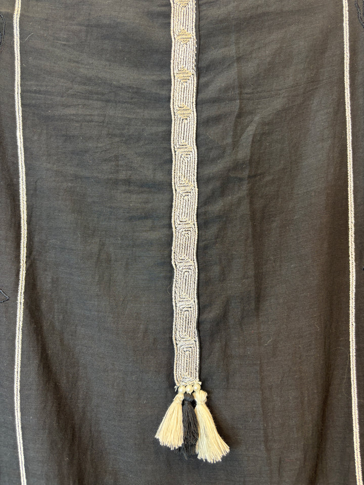 Green Mul Cotton Embroidered Suit Set with Appliqué &amp; Tassel Detailing