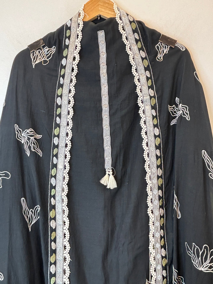 Green Mul Cotton Embroidered Suit Set with Appliqué &amp; Tassel Detailing
